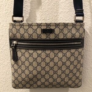 Gucci Black and Tan Patterned Bag